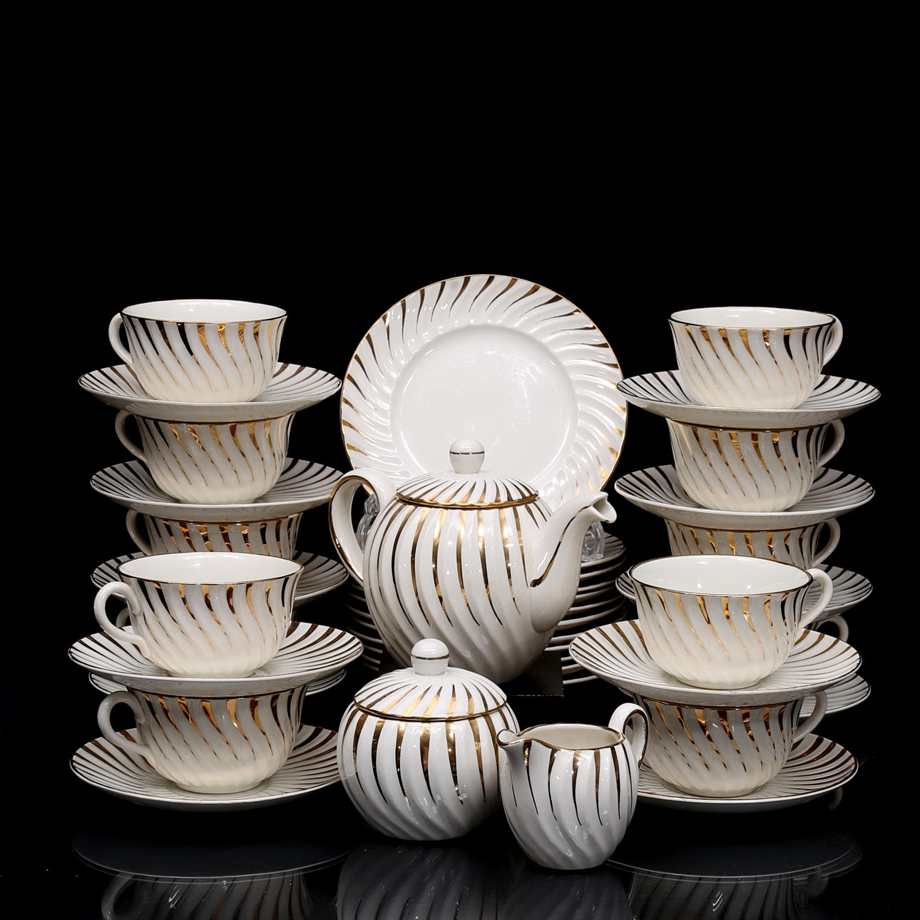 TESERVIS, 27 dele, "Casino", Gefle, Uppsala-Ekeby.