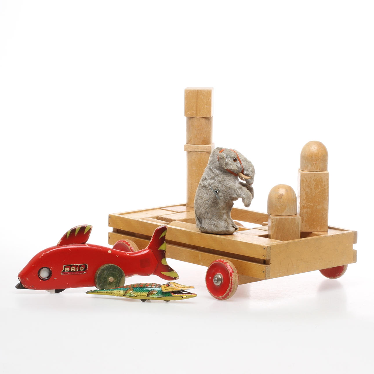 KLOSSVAGN, FISK BRIO, dansande elefant och GAMA Krokodil.