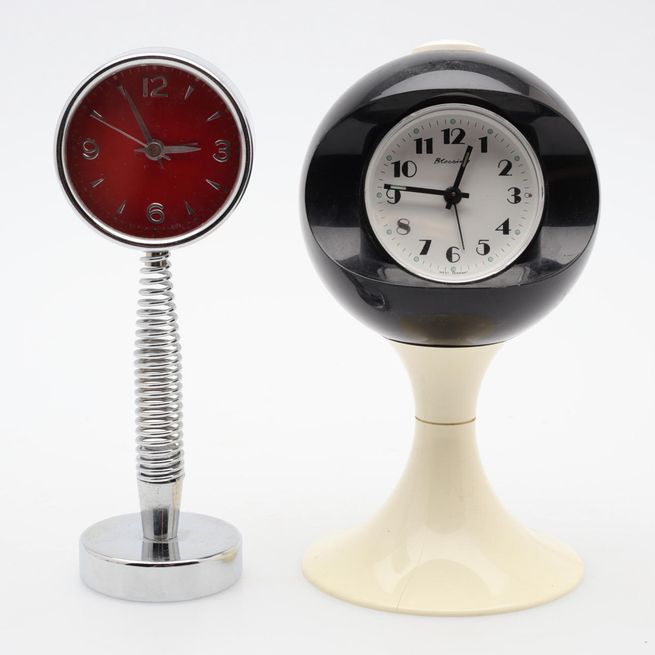 TABLE CLOCKS, 2 pcs, plastic/metal, i.a. Blessing, 1970s/80s.