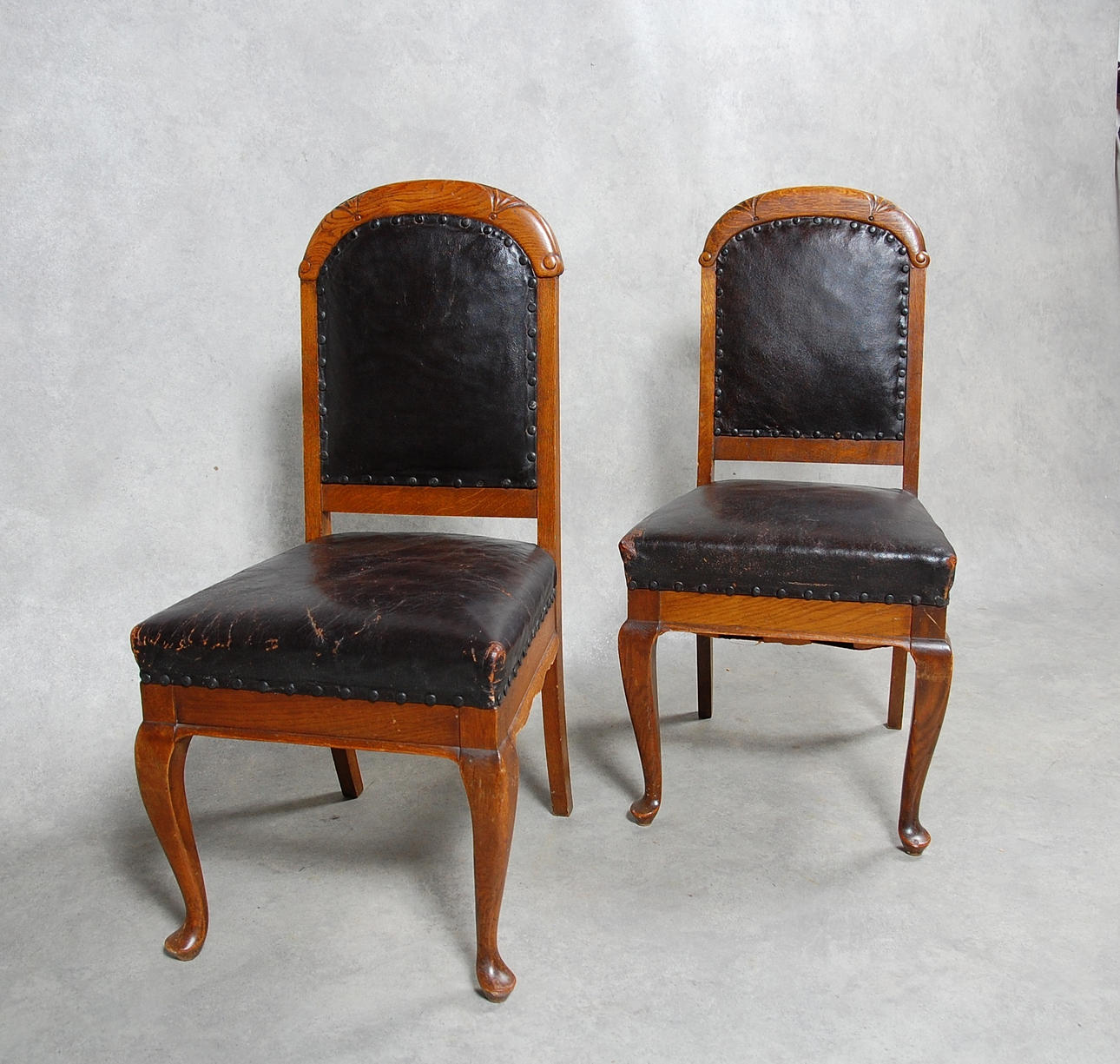 STOLAR, 1 par, skinn, Jugend, 1900-talets första hälft.