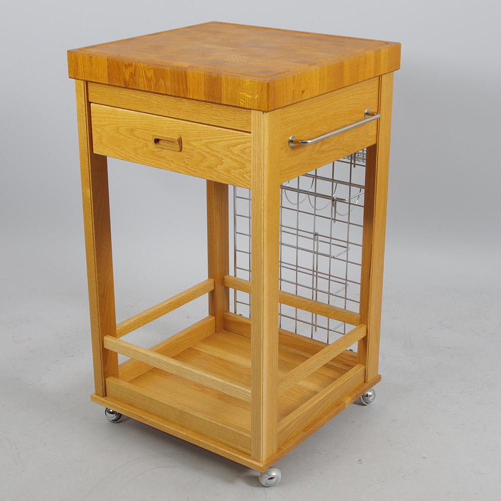 KÖKSKUBBE med låda, sent 1900-tal.