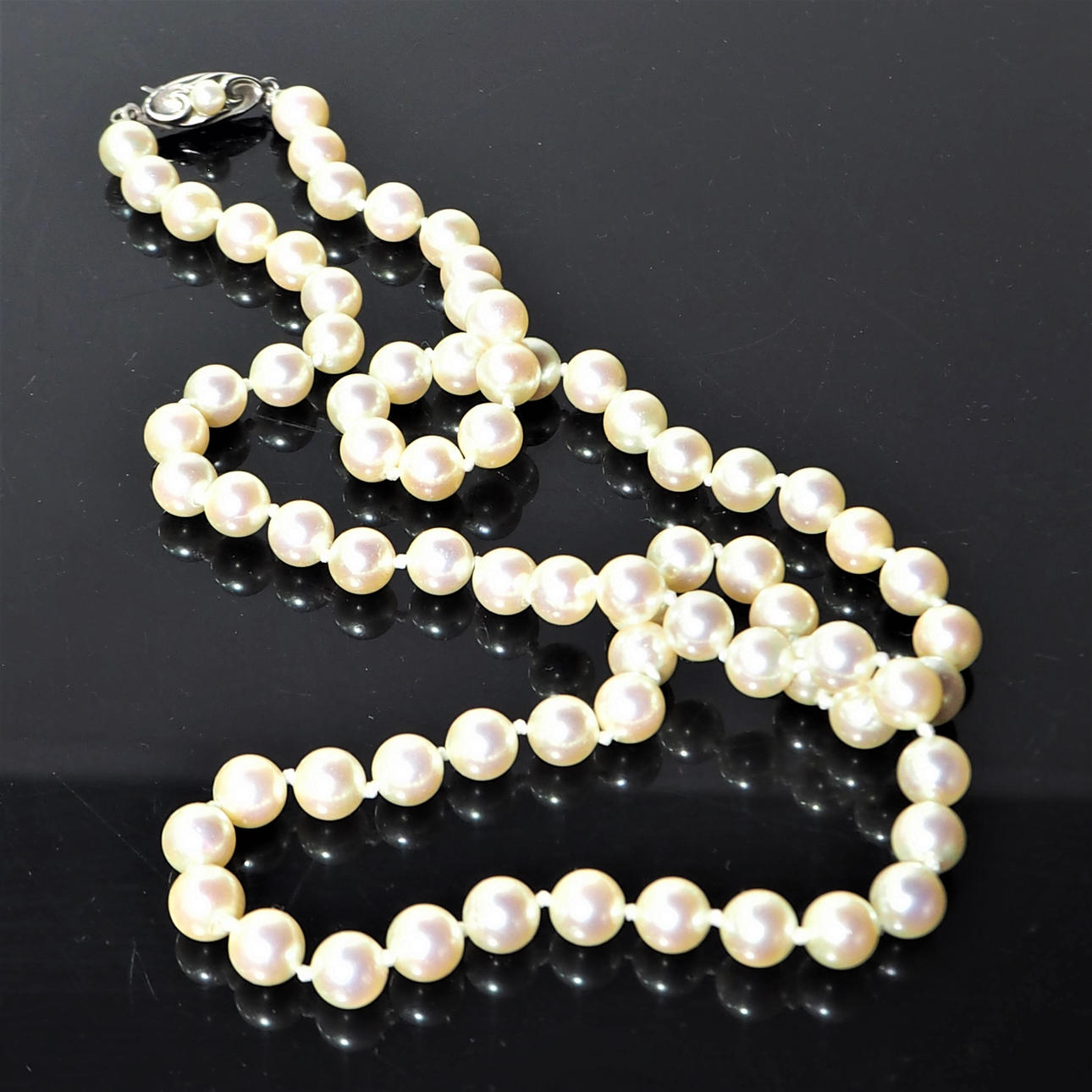 PÄRLHALSBAND, med lås ANGELO i 925 silver.