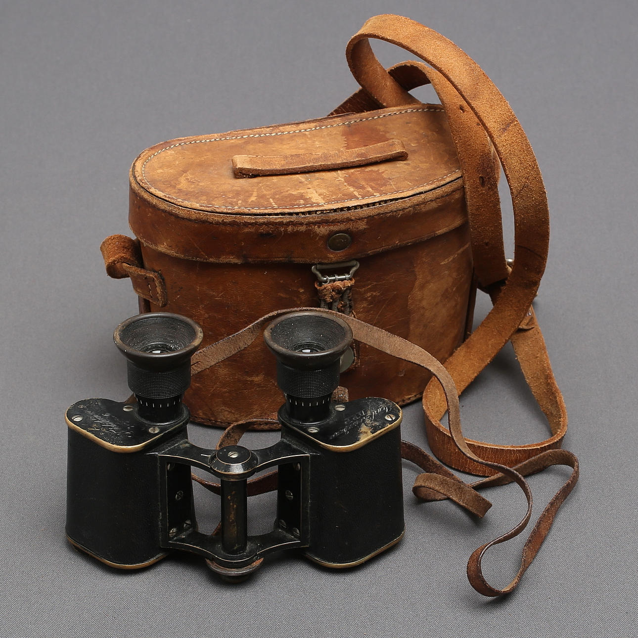 BINOCULARS, marked Feldstecher, Carl Zeiss, Jena.