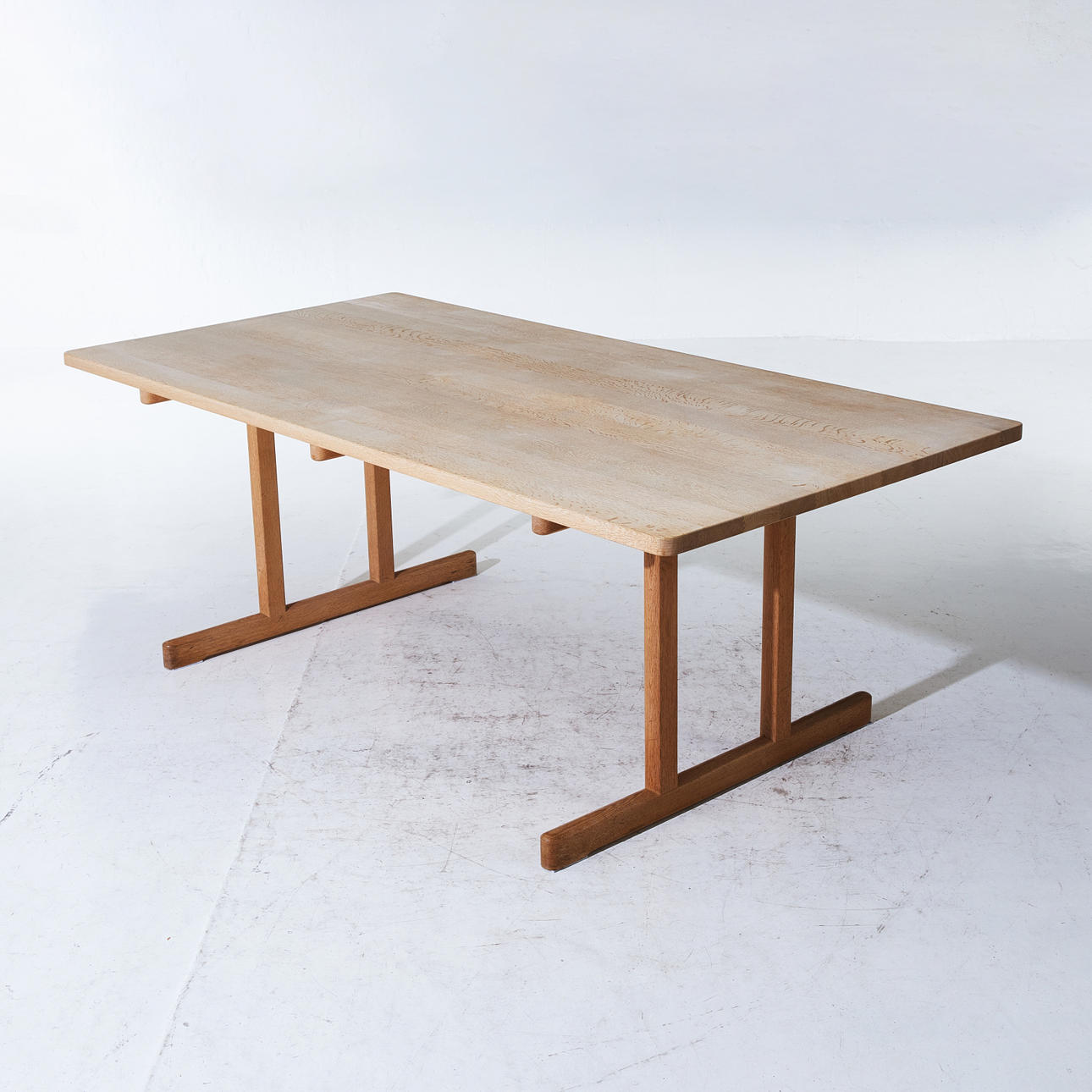 BØRGE MOGENSEN. dining table, model 6286, soaped oak, labeled underneath "Fredericia Stolefabrik".