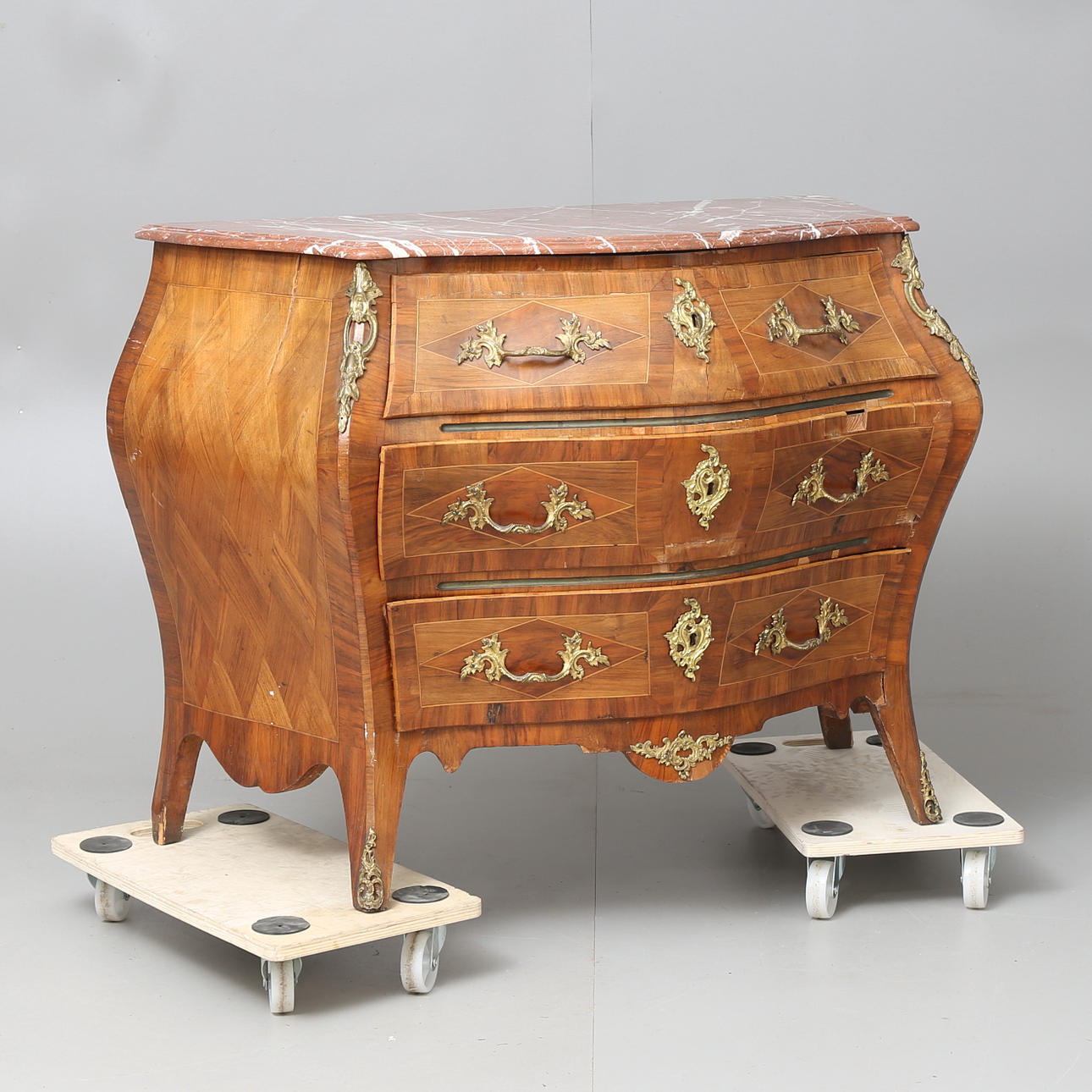 BYRÅ, marmor, stil rokoko, 1800 tal.