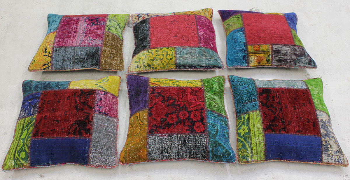 KUDDARFODRAL, 6 st, patchwork, ca 50 x 50 cm.