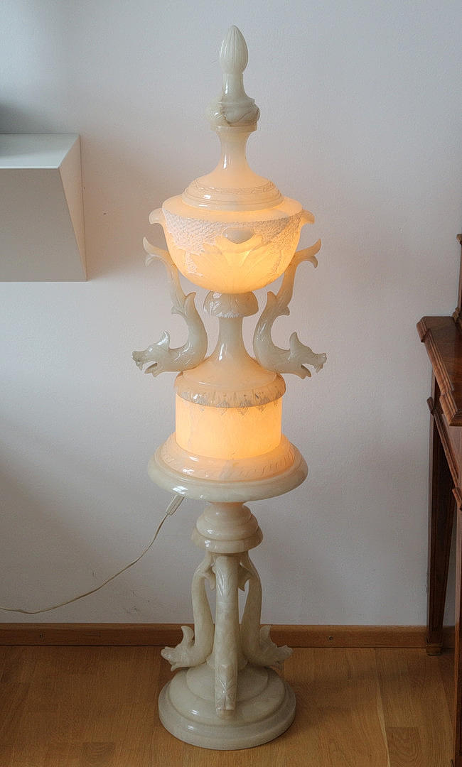 70ER STEHLAMPE ALABASTER 138CM.