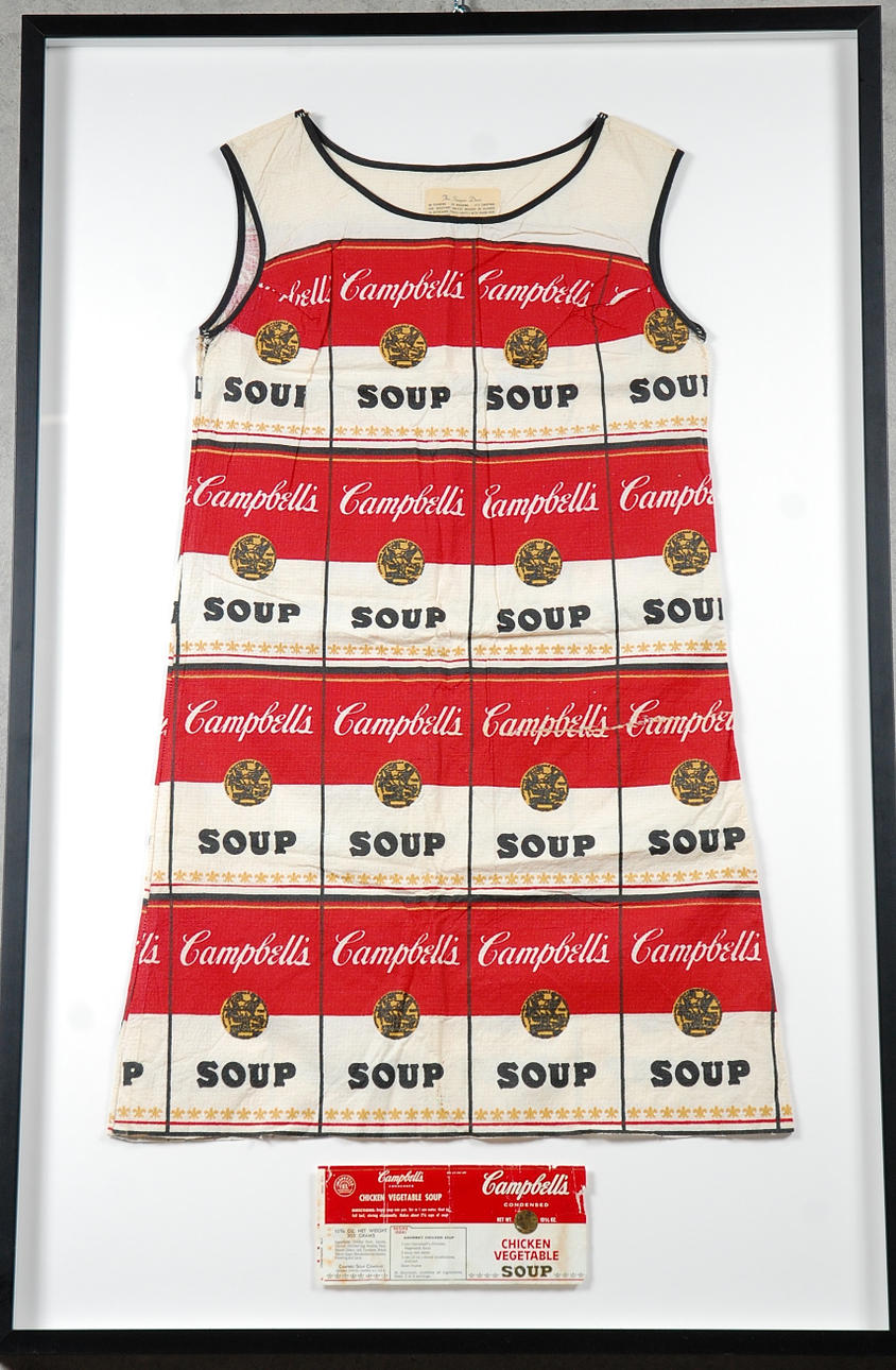 ANDY WARHOL. 1928-1987, " The Souper Dress " Färgserigrafi på cellulosa/bomullstyg, utförd omkring 1965.
