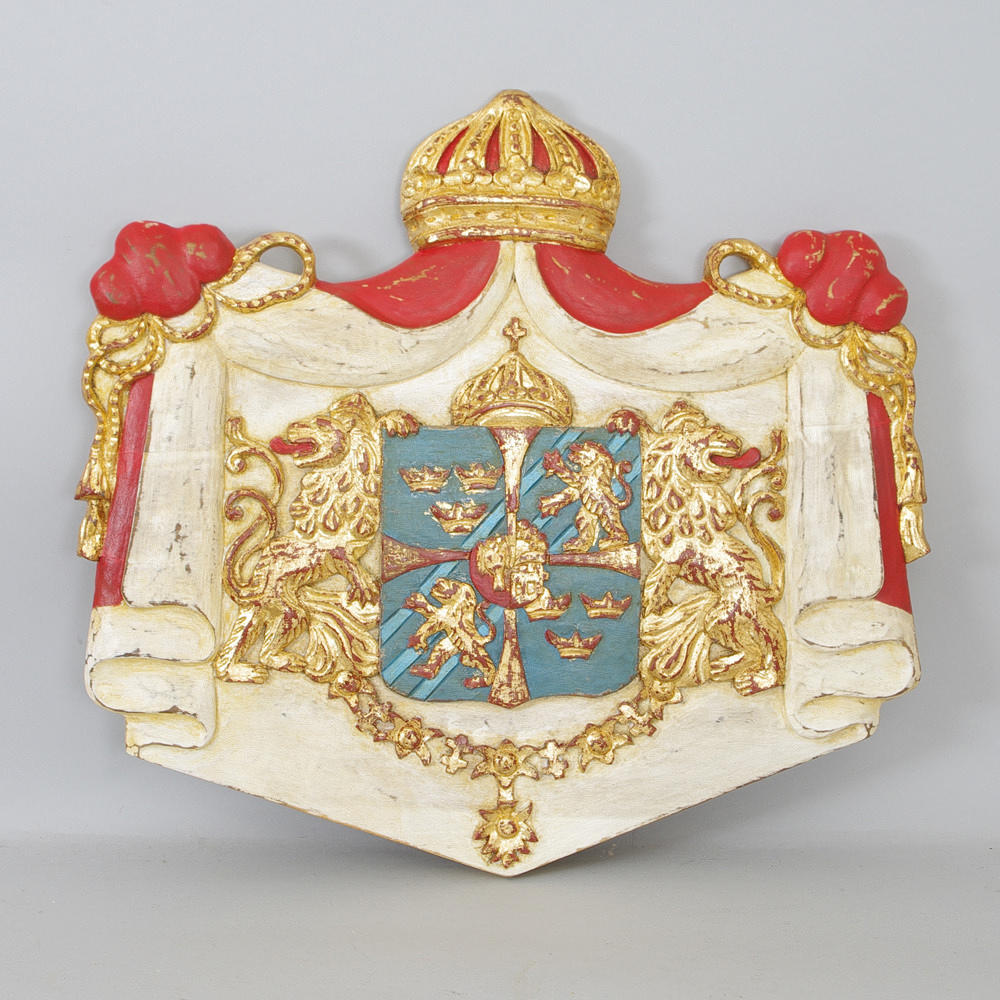 SKYLT, Kunglig hovleverantör, målat och förgyllt trä.