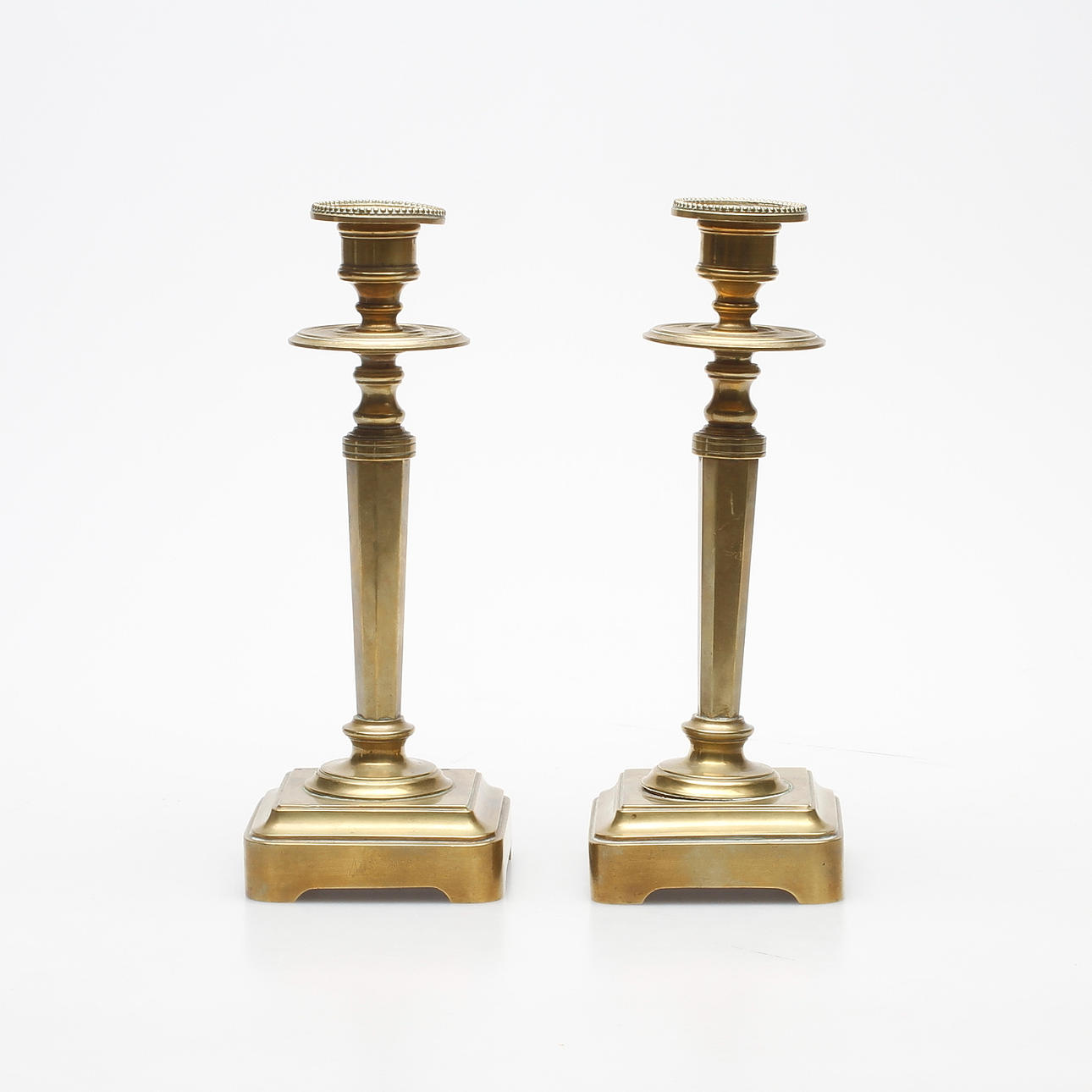 LJUSSTAKAR, ett par, mässing.