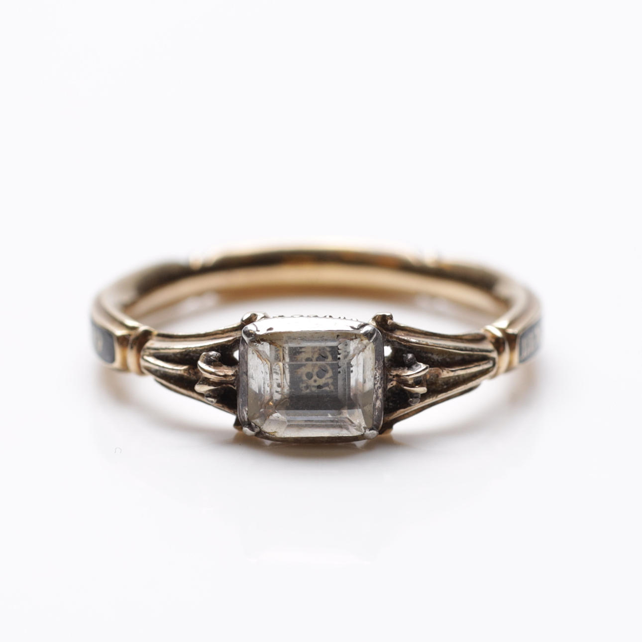 SORGERING, guld med sten, 1700-tal.