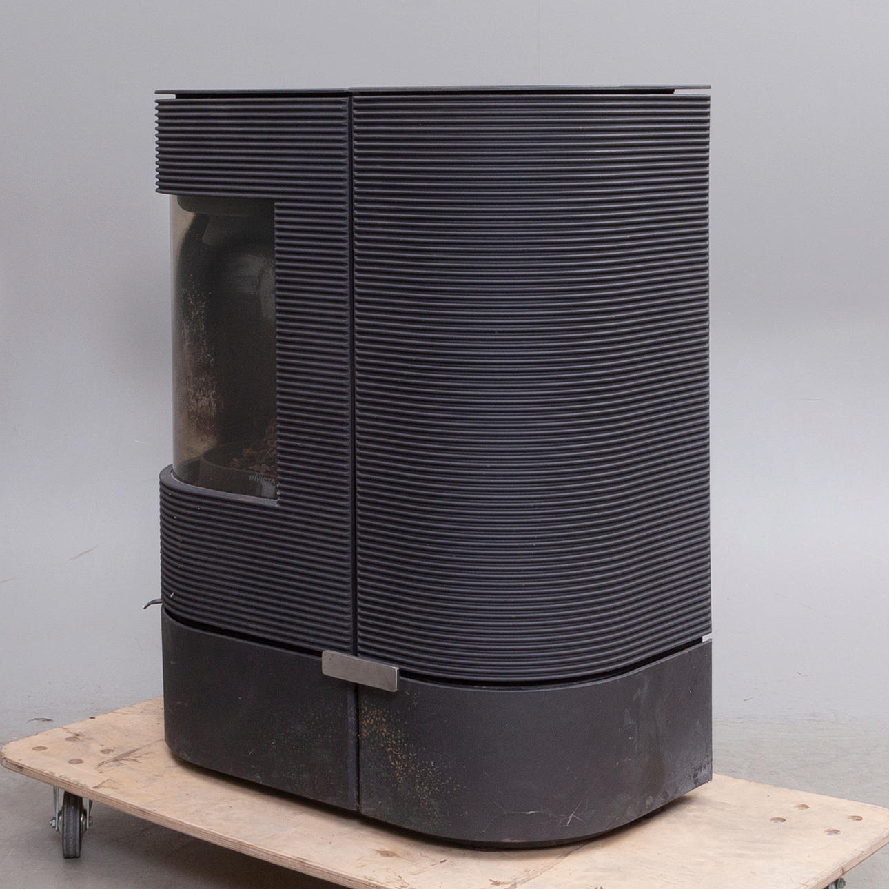 KAMIN, pellets och ved, 7 KW.