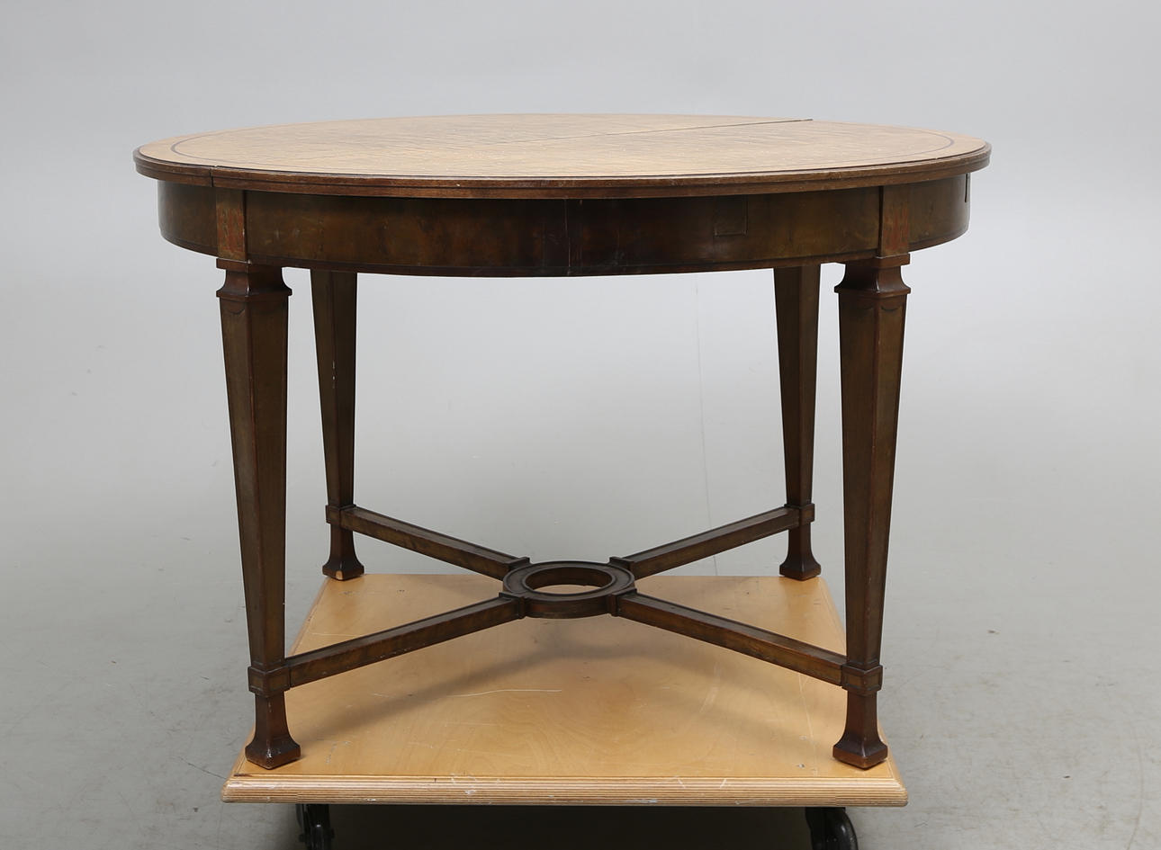 MATSALSBORD, 1920-tals klassicism.