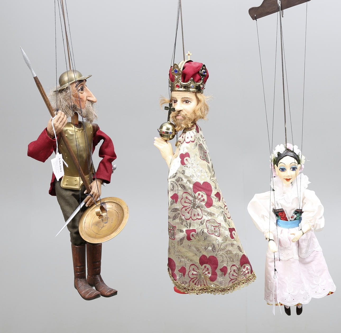 MARIONETTDOCKOR, 3 st, inköpta i Prag, 1900-tal.