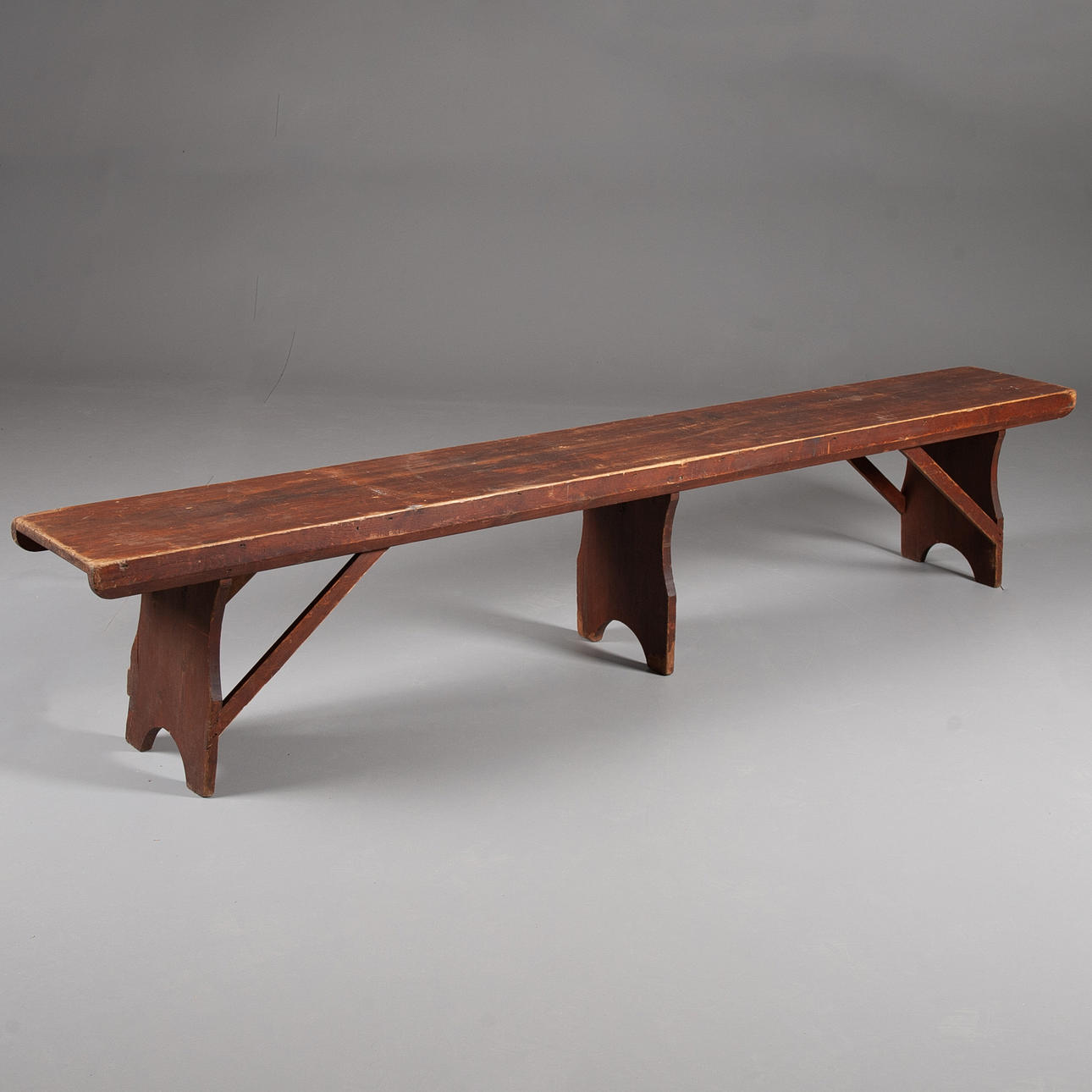 BENCH. Early 1900. 250 cm.