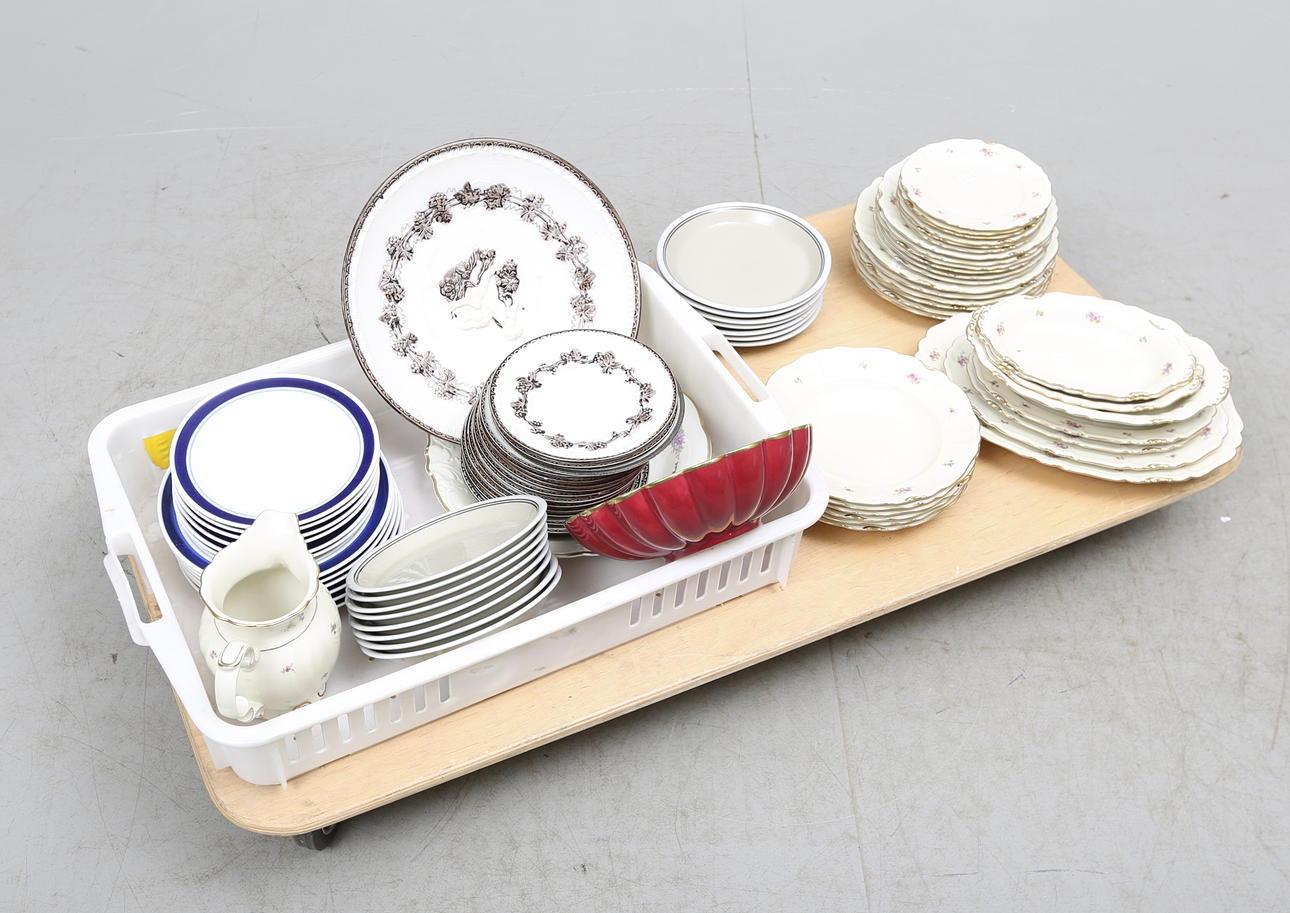 SERVISDELAR, bland annat Rörstrand, 1900-tal.