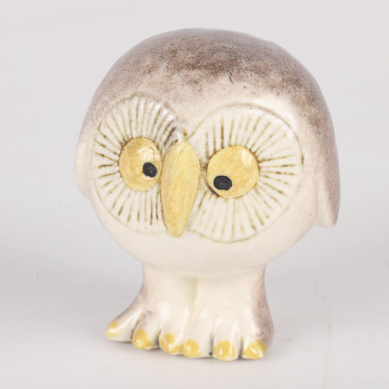 LISA LARSON. Figurine, owl, stoneware.
