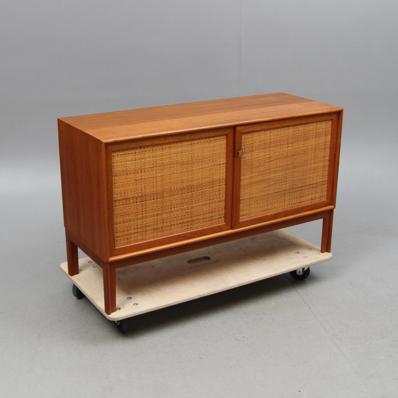 SIDEBOARD, Alf Svensson, omkring 1900-talets mitt.