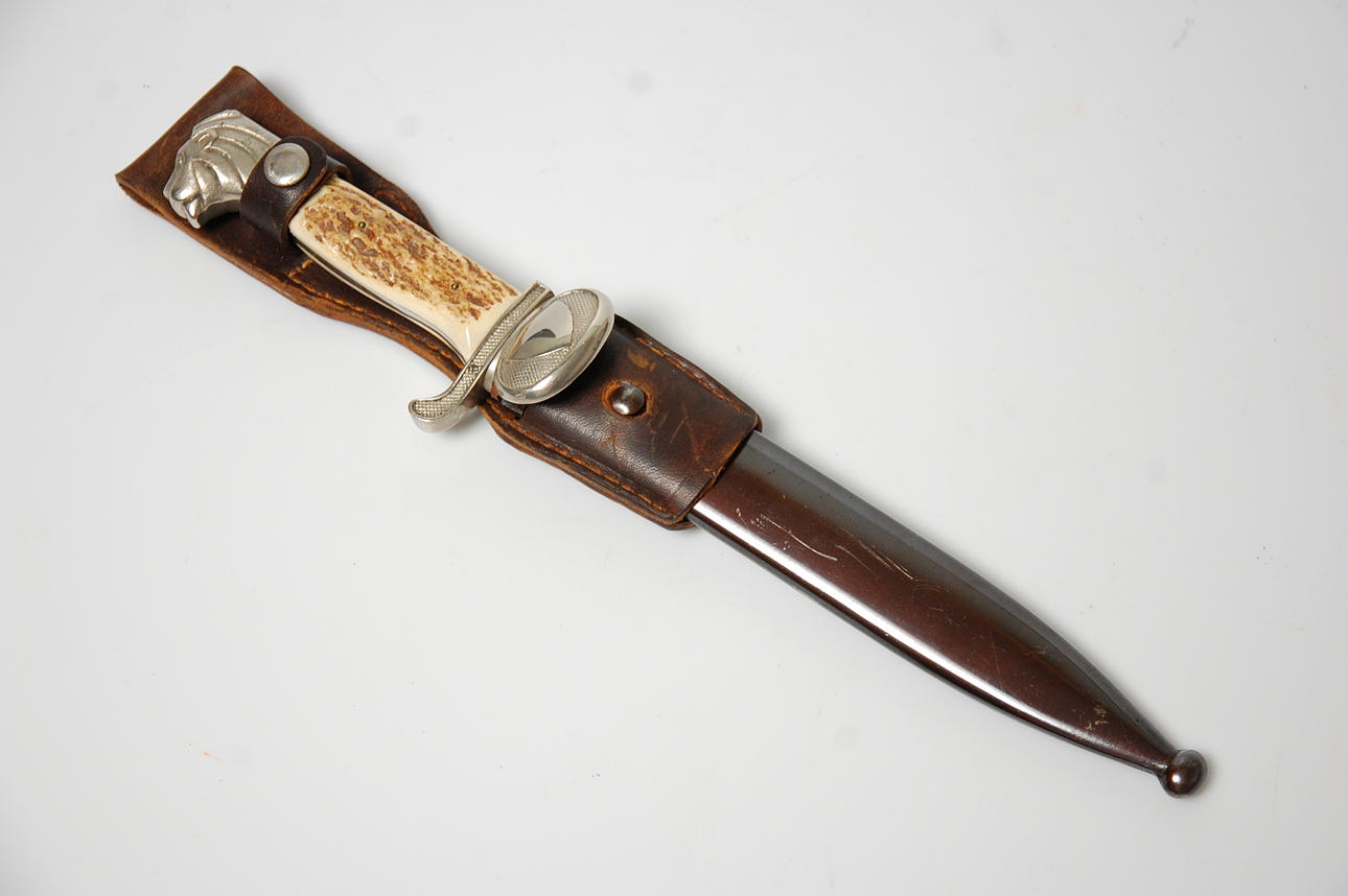 PERMISSIONSBAJONETT, med sköld, F.M Mattsson Mora.