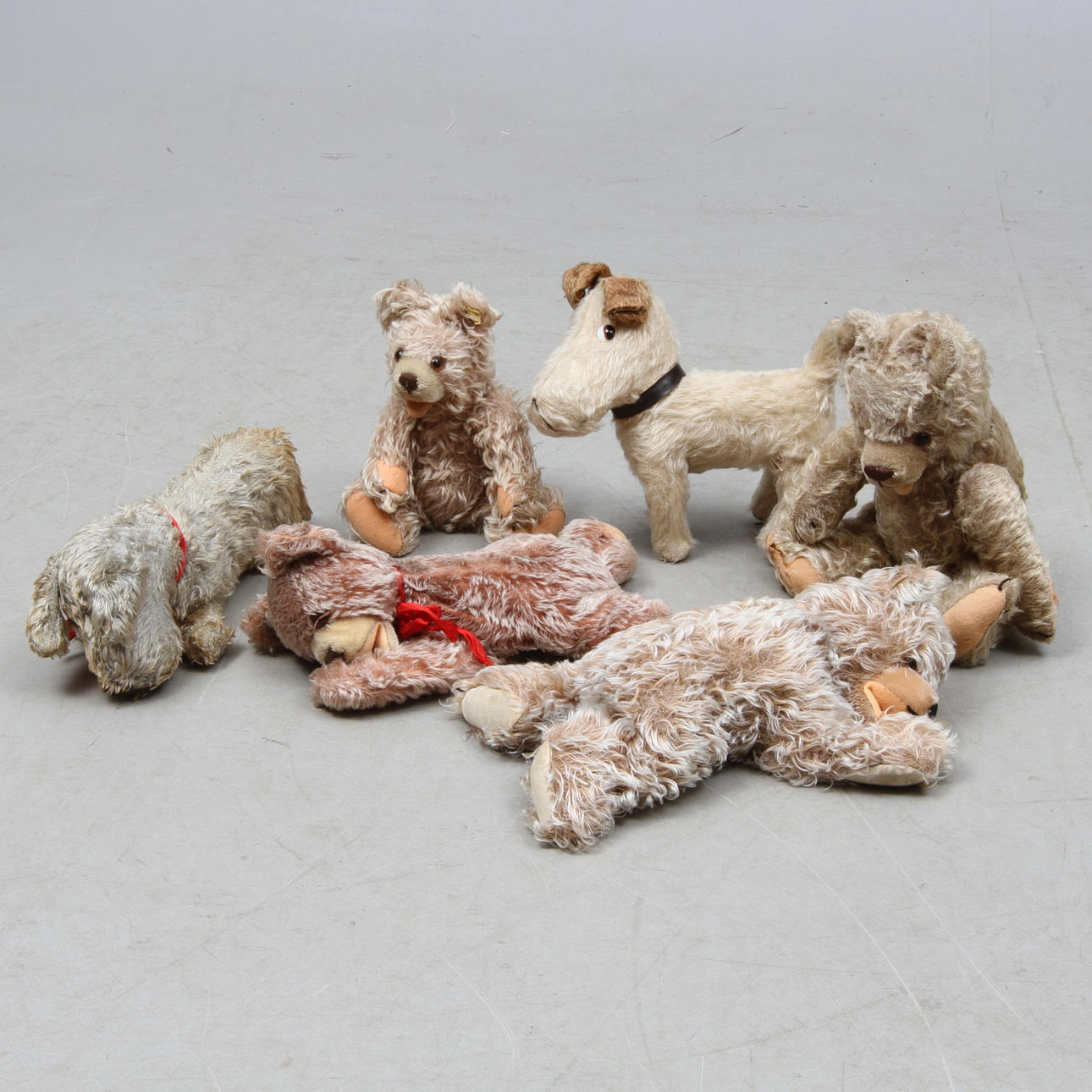 STEIFF 1950-tal ZOTY 4 stycken samt 2 hundar okända tillverkare.