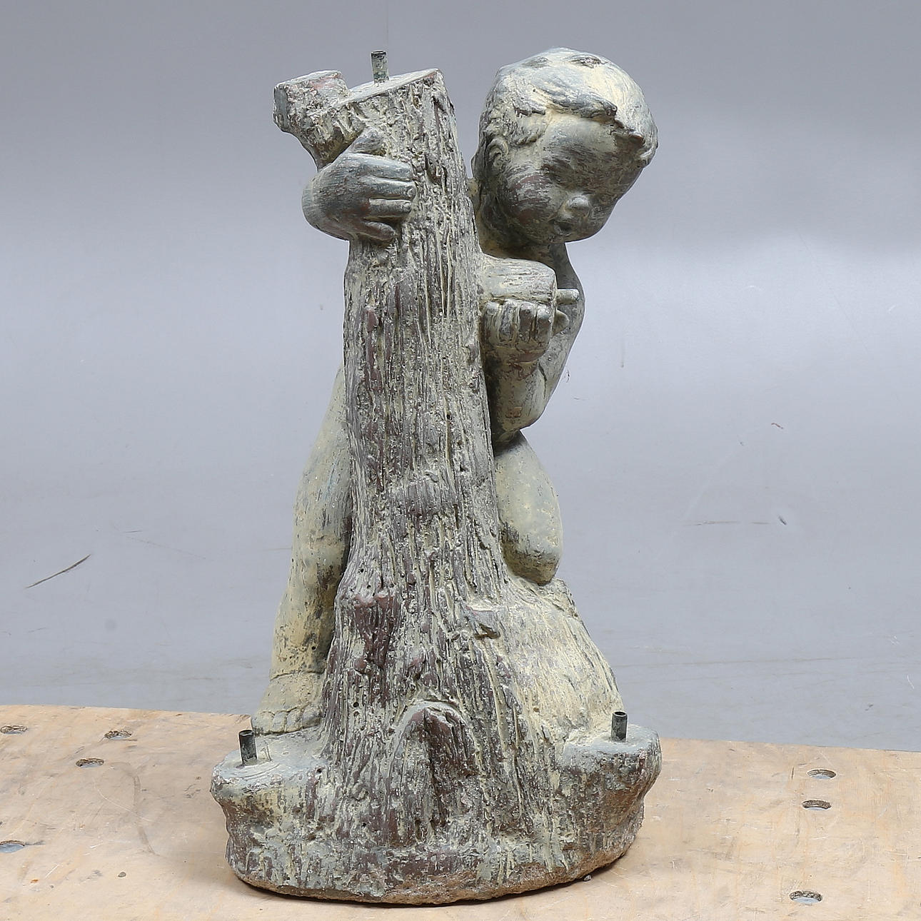 FONTÄNFIGUR, betong, 1900-tal.