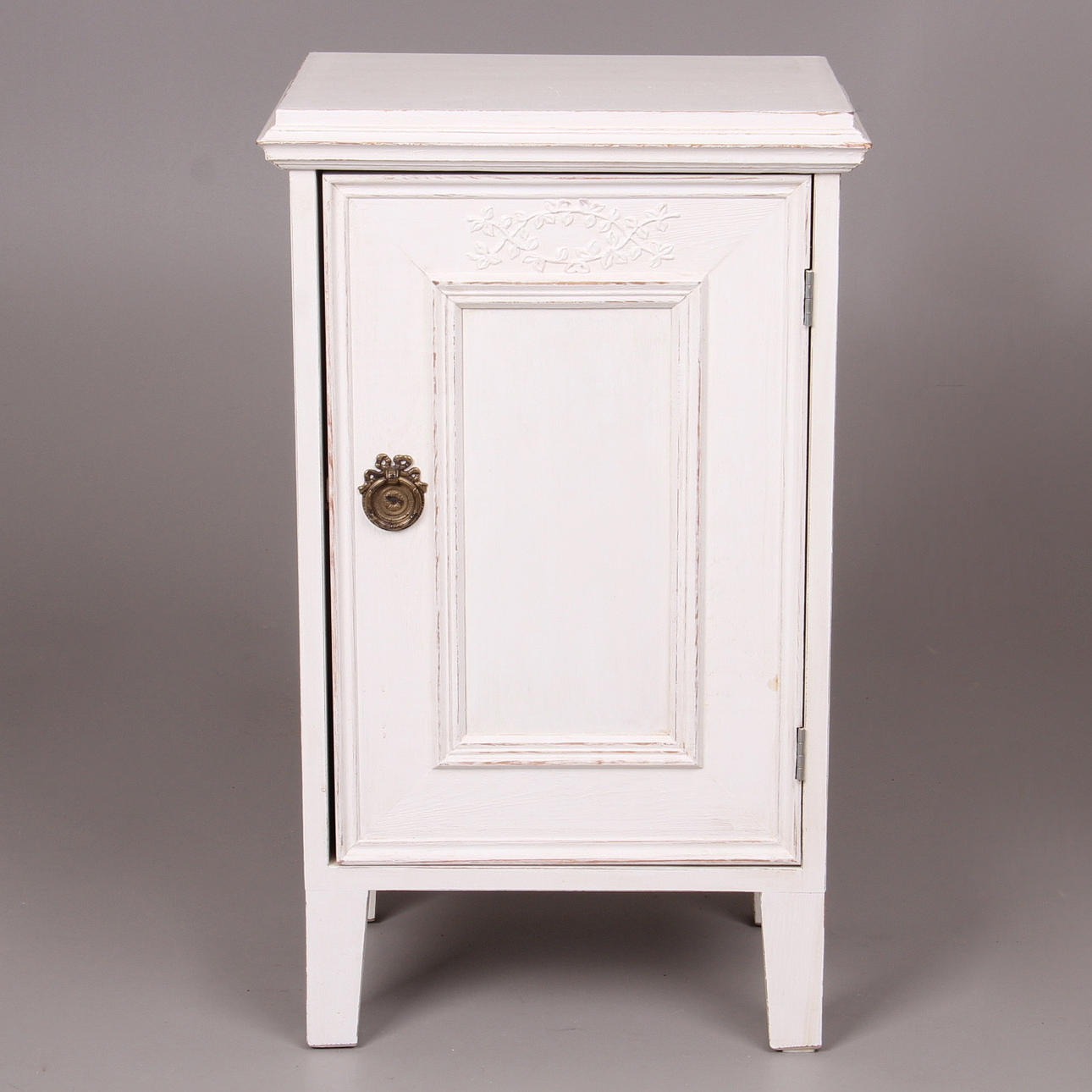 SÄNGBORD, vitmålat, 1900-tal.