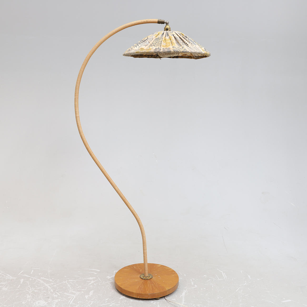 GOLVLAMPA, 1930/40-tal.