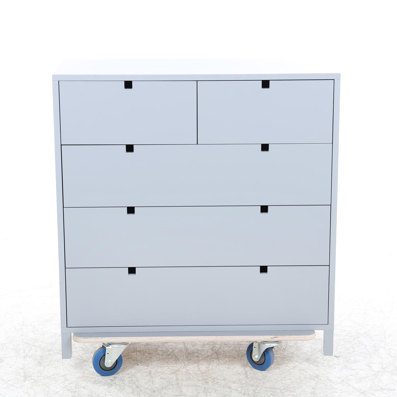 Còmoda, "Square", 5 cajones, 1898, contemporánea.