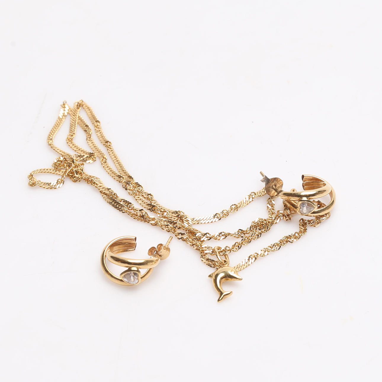 SMYCKEN, fyra delar, 18k, guld, vikt ca 4,8 gram, halsband, hänge ...