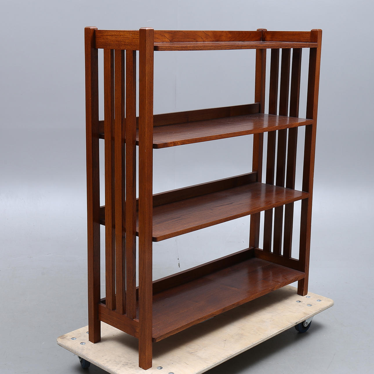 ESTANTERÍA, Baladia & Valklein, España, 1900/2000.