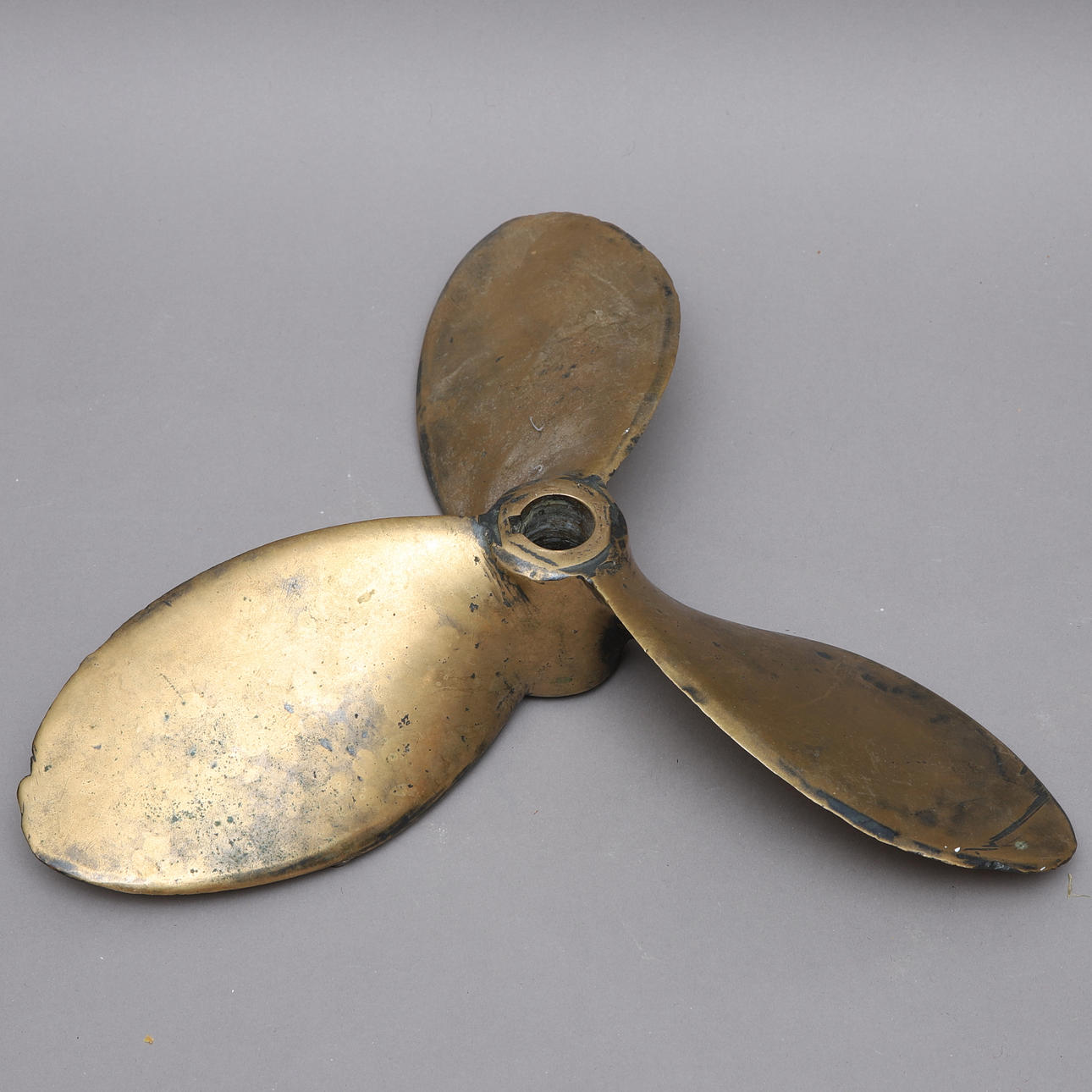 PROPELLER, mässing.