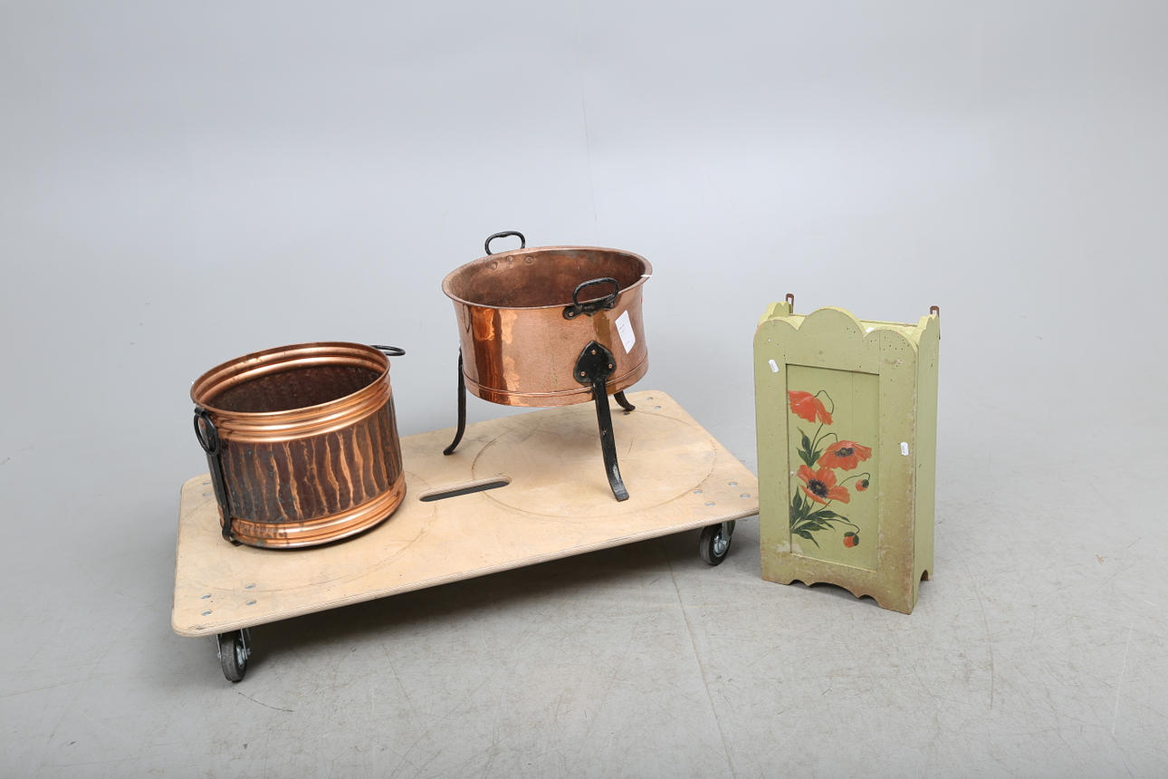 SUPSKÅP samt KOPPARBASAR, 2 st, 1800-1900-tal.