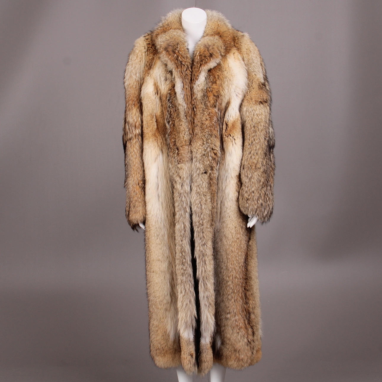 PÄLS, med mössa, räv, Flygares päls, Nyköping.