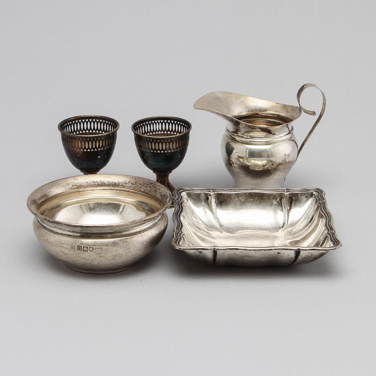 SILVERFÖREMÅL, 5 delar, silver, vig ca 270 gram.