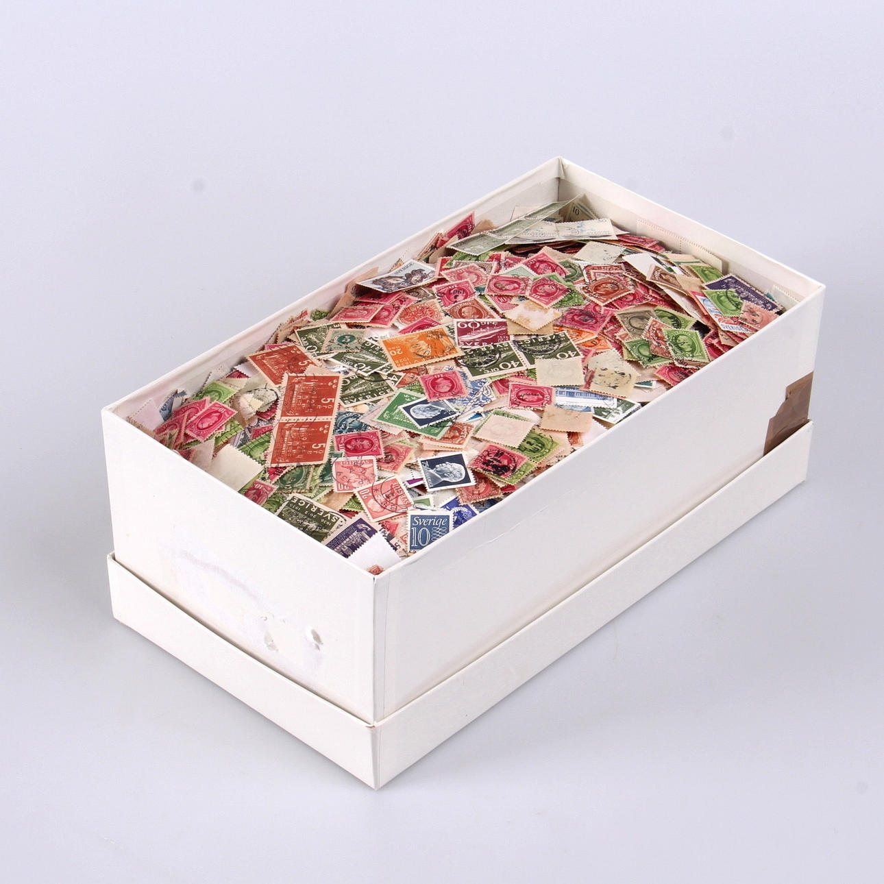 FRIMÄRKEN, avblötta svenska, 2,3 kg.