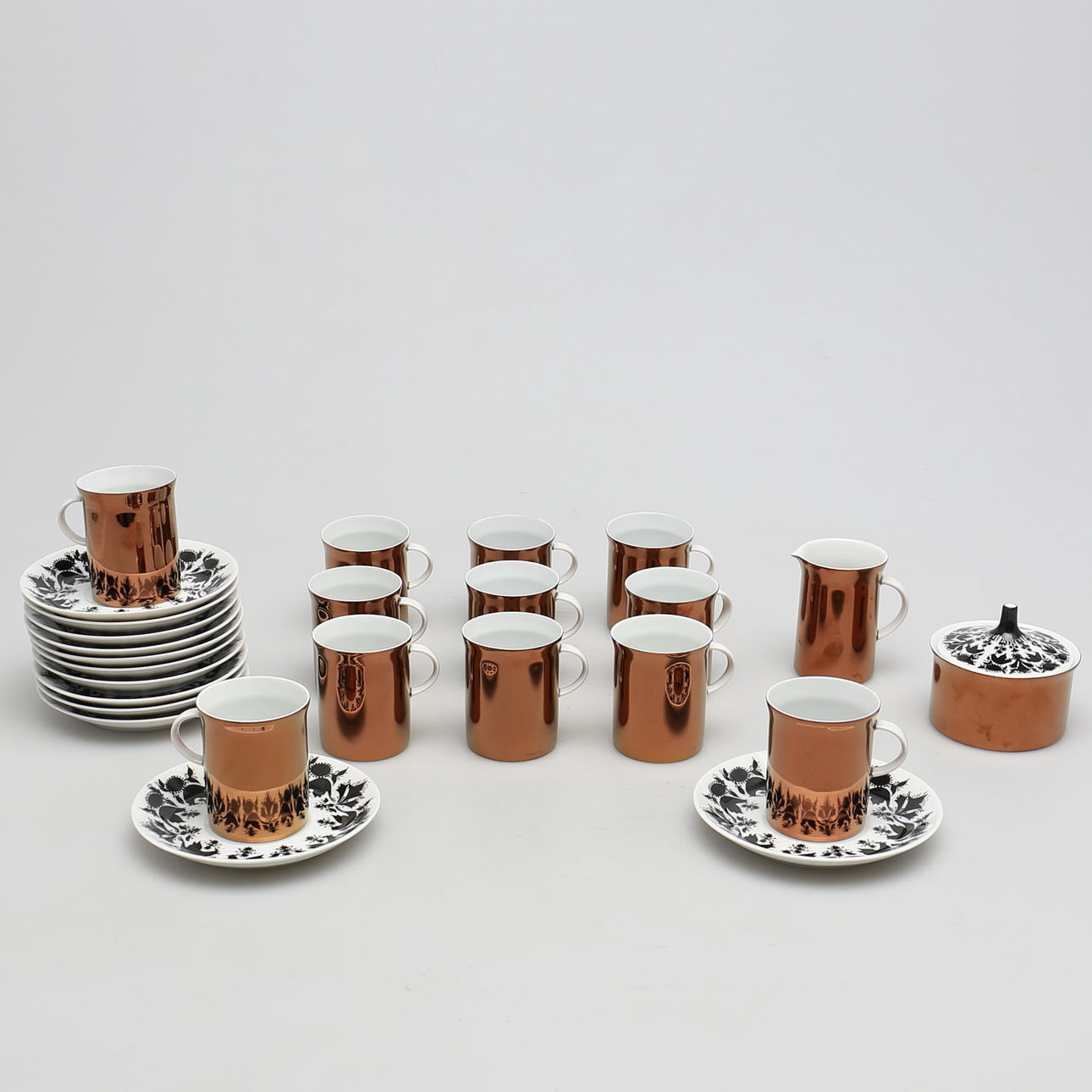 ESPRESSOSERVIS i porslin. 25 delar. "Hilton 4009", Rosenthal, Tyskland.