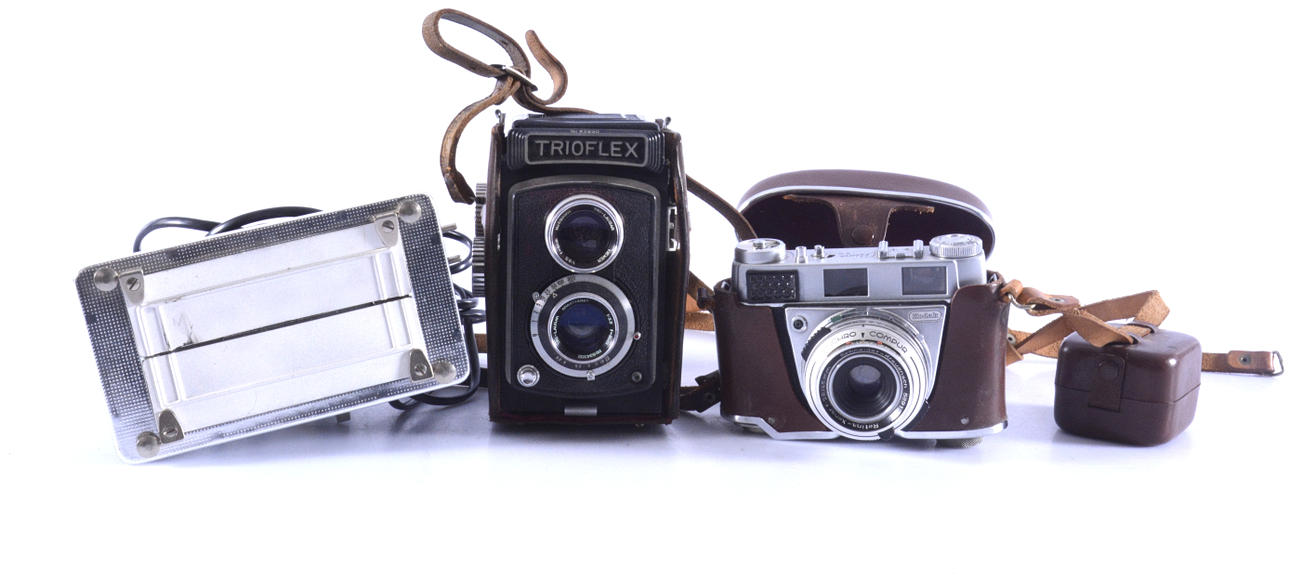 CAMERAS AND FLASH, 3 parts, Drawer camera Triofex etc. Photo, Cameras ...