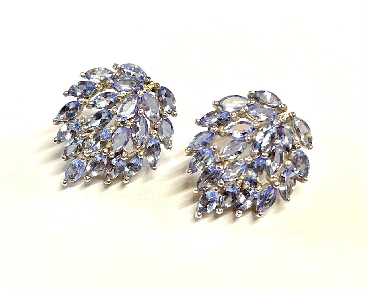 Tansania Ohrstecker.