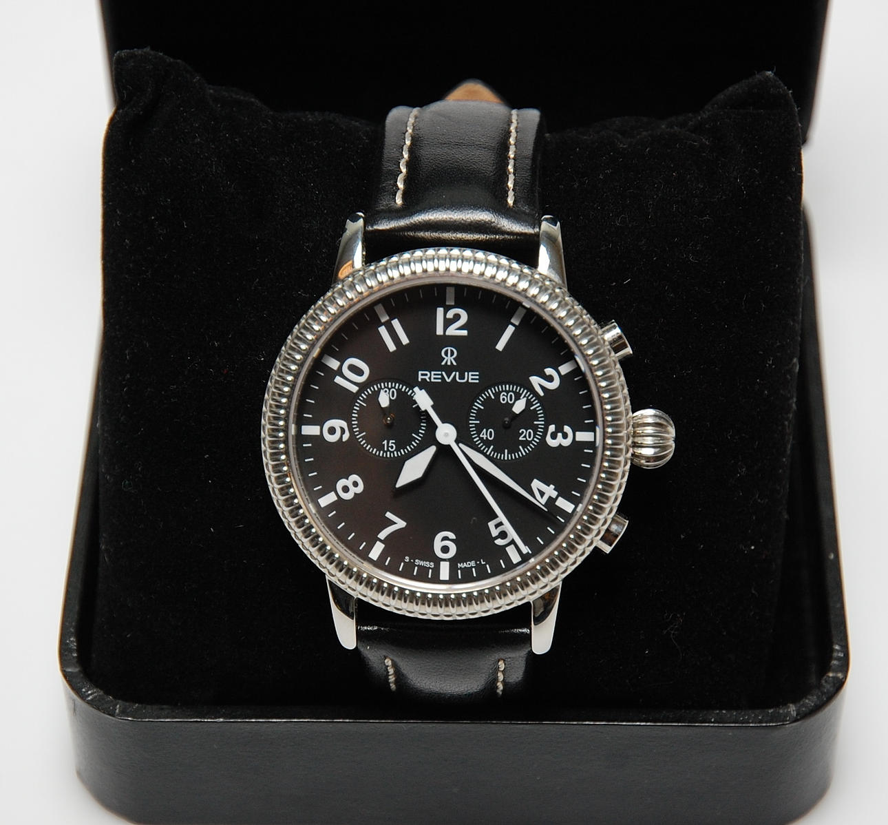 HERRARMBANDSUR, Revue Thommen , 7020:9, nyskick.