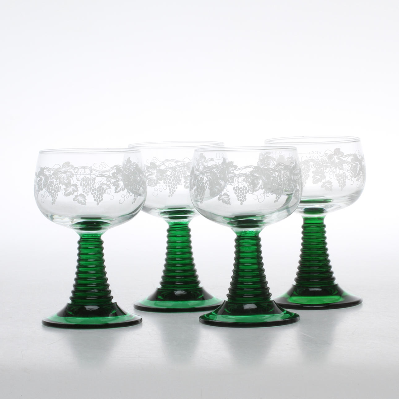 REMMARE, 13 st snarlika, glas, Frankrike.