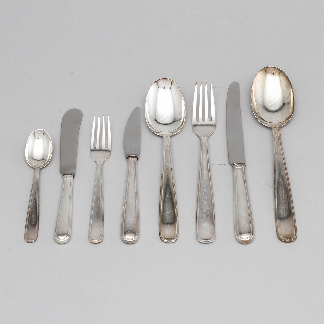 BESTICKSERVIS, 77 delar, silver, "Ambassad", GAB, ca 3430 gram brutto.