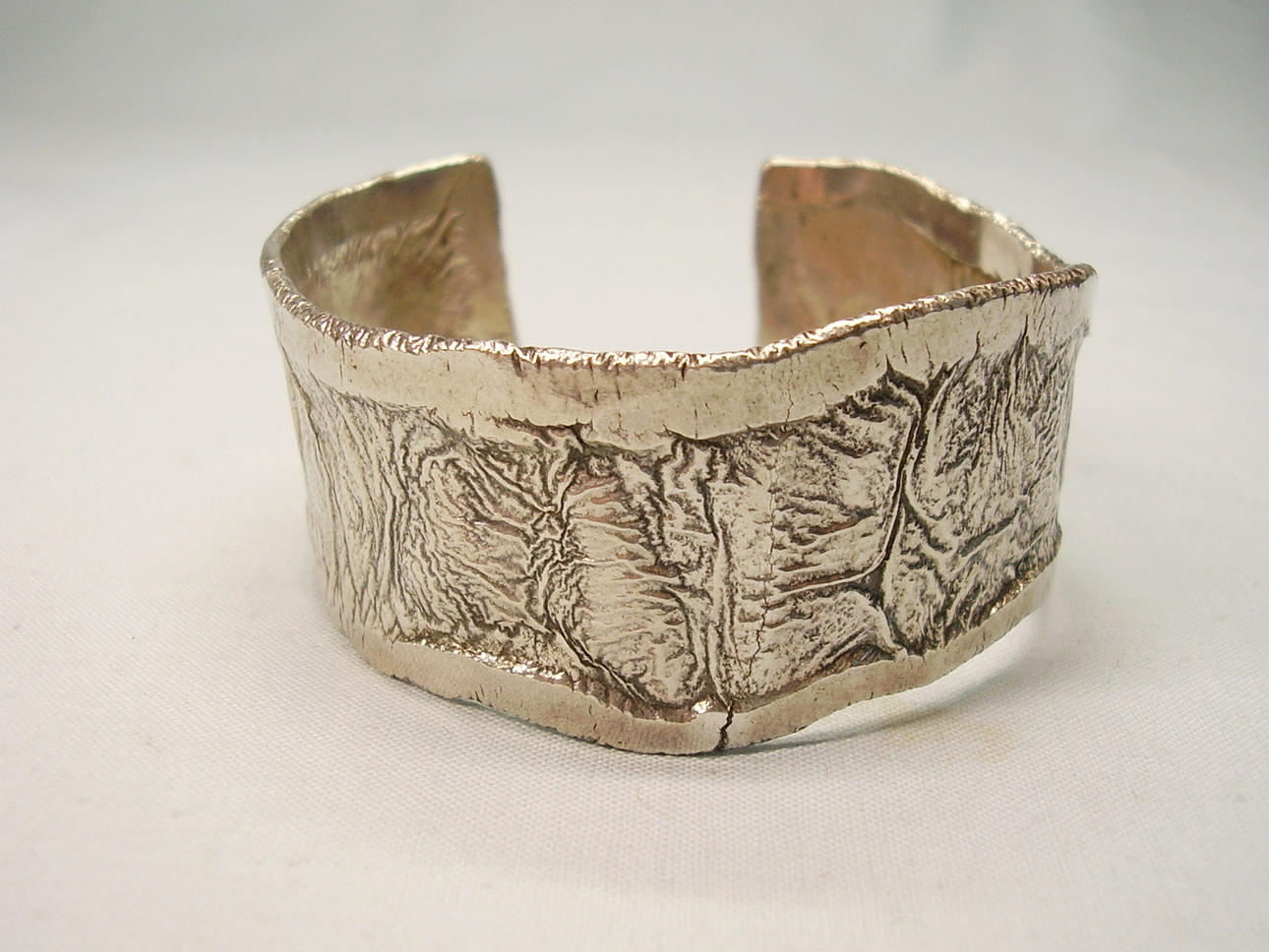 830 SILVERARMRING signerad ERIC SCOT ROBBERT 1973.