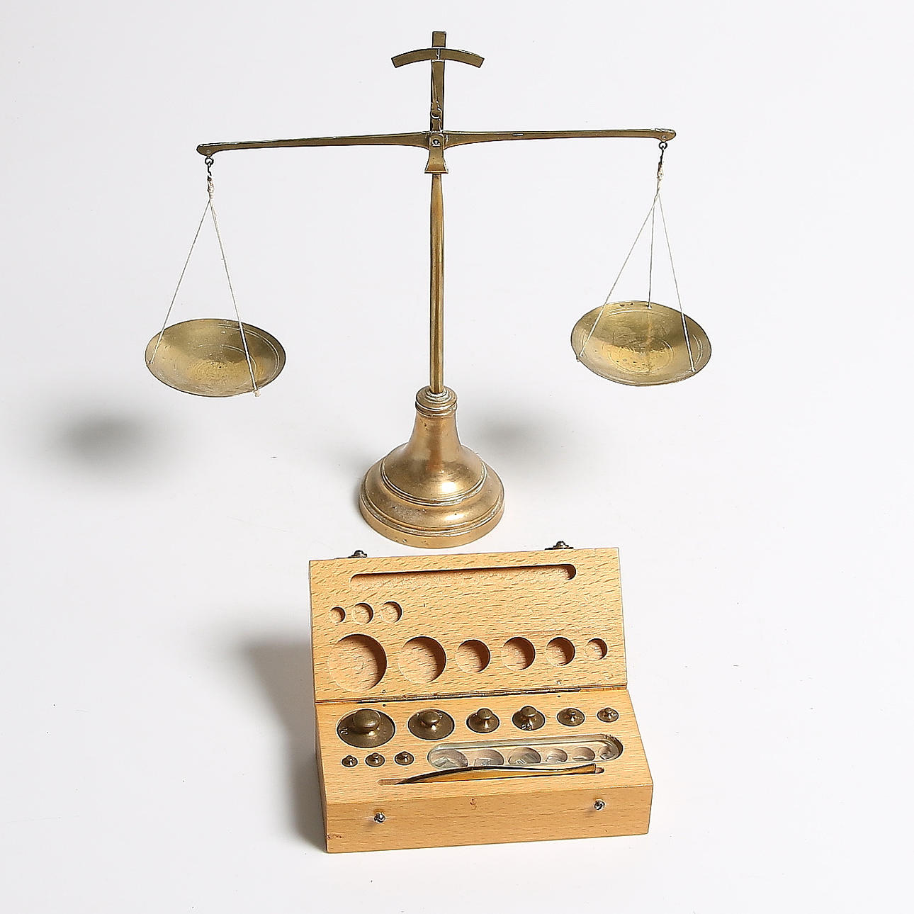 VÅG samt VIKTSATS, Norstedts. 1900-tal.