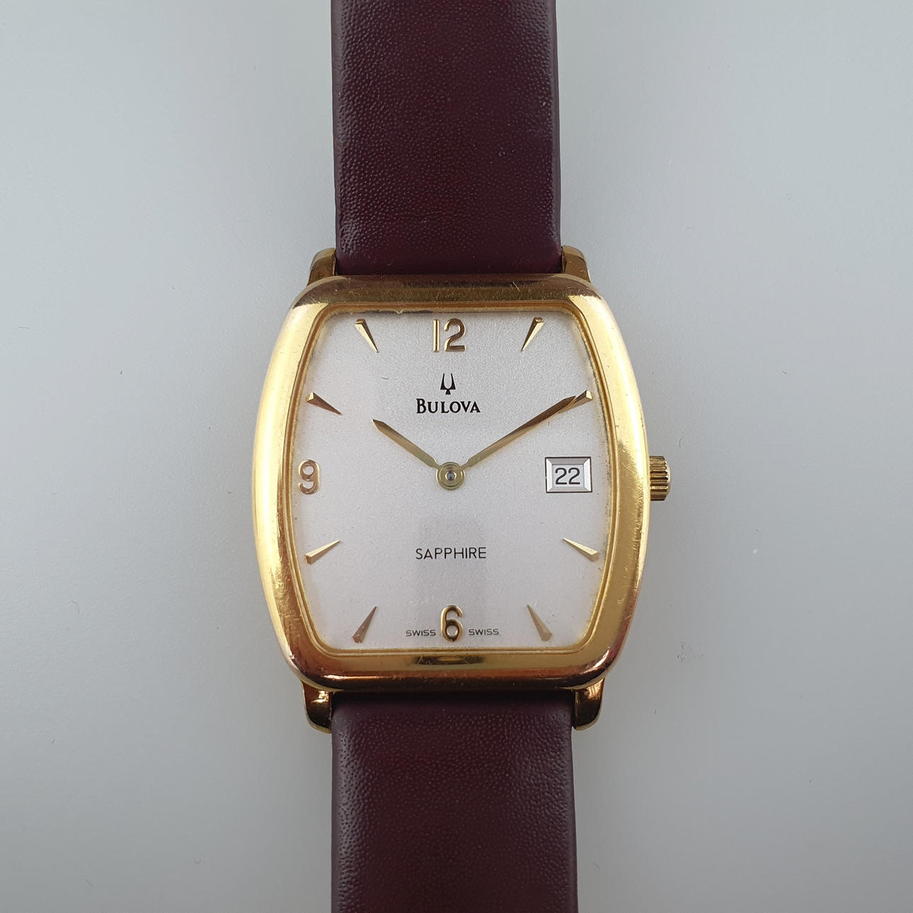 - Elegant BULOVA WRISTWATCH - No.38471, quartz movement.