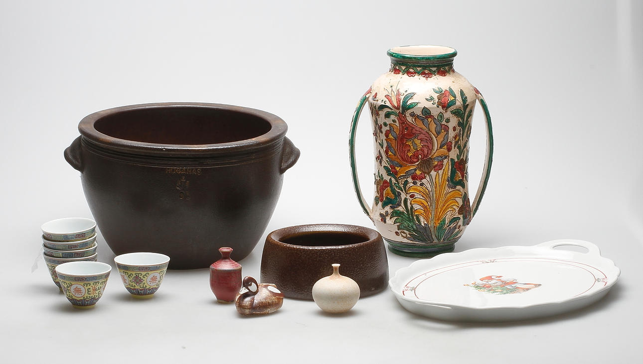 PARTI KERAMIK, 7 delar, 1900-tal.