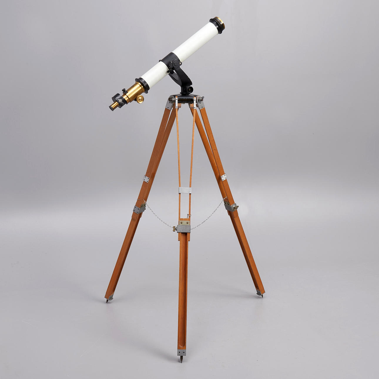 TELESCOPE WITH STAND, Carl Zeiss, Astro Jena, 1920s, 60 mm.