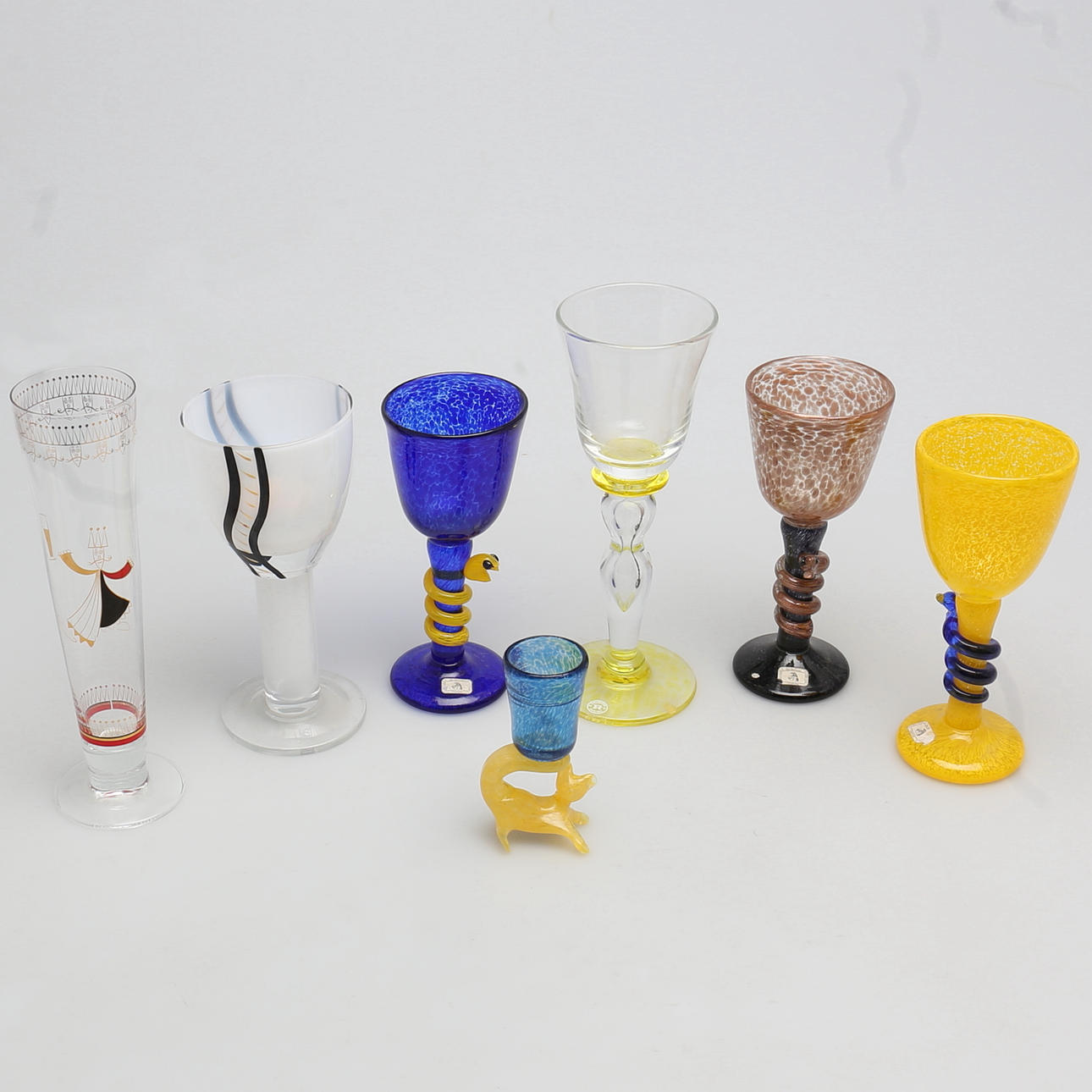 PARTI GLAS. 6 st. Bla vinglas. Bla Johansfors, Senges, Reimyre.