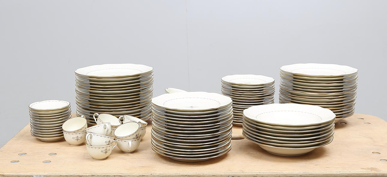 SERVIS, 104 delar, "Royal", Lidköping, 1930/40-tal.