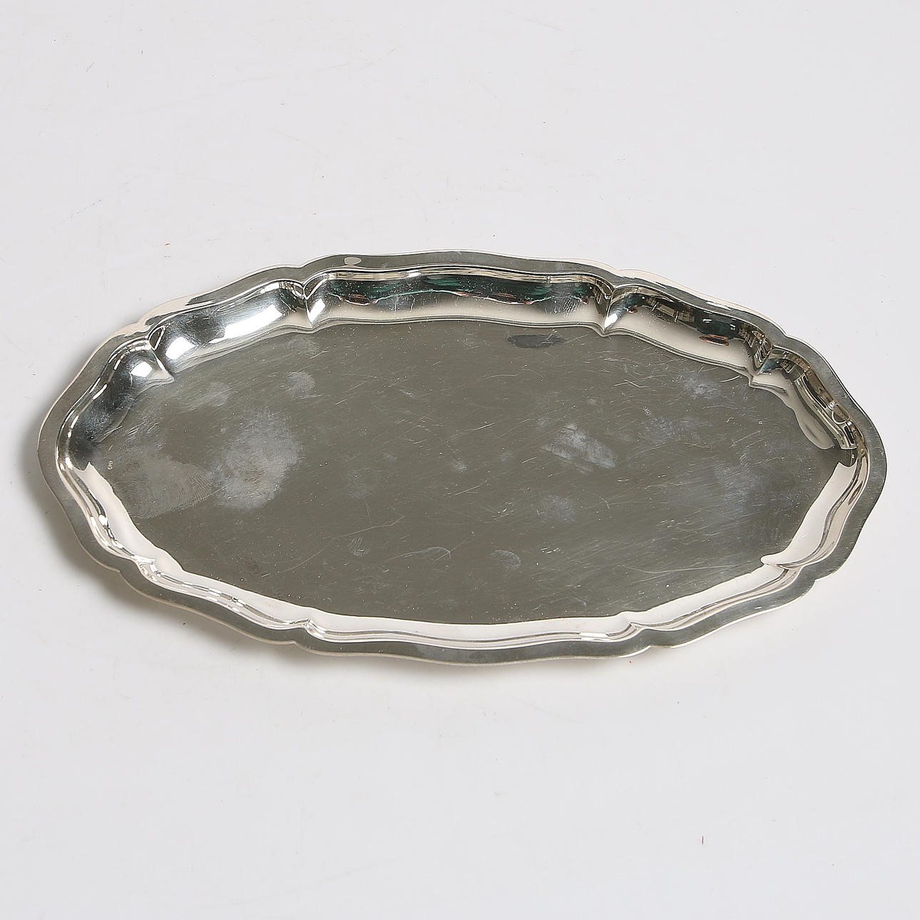 BRICKA, sterling silver, 1900-tal. Vikt 194 gram.