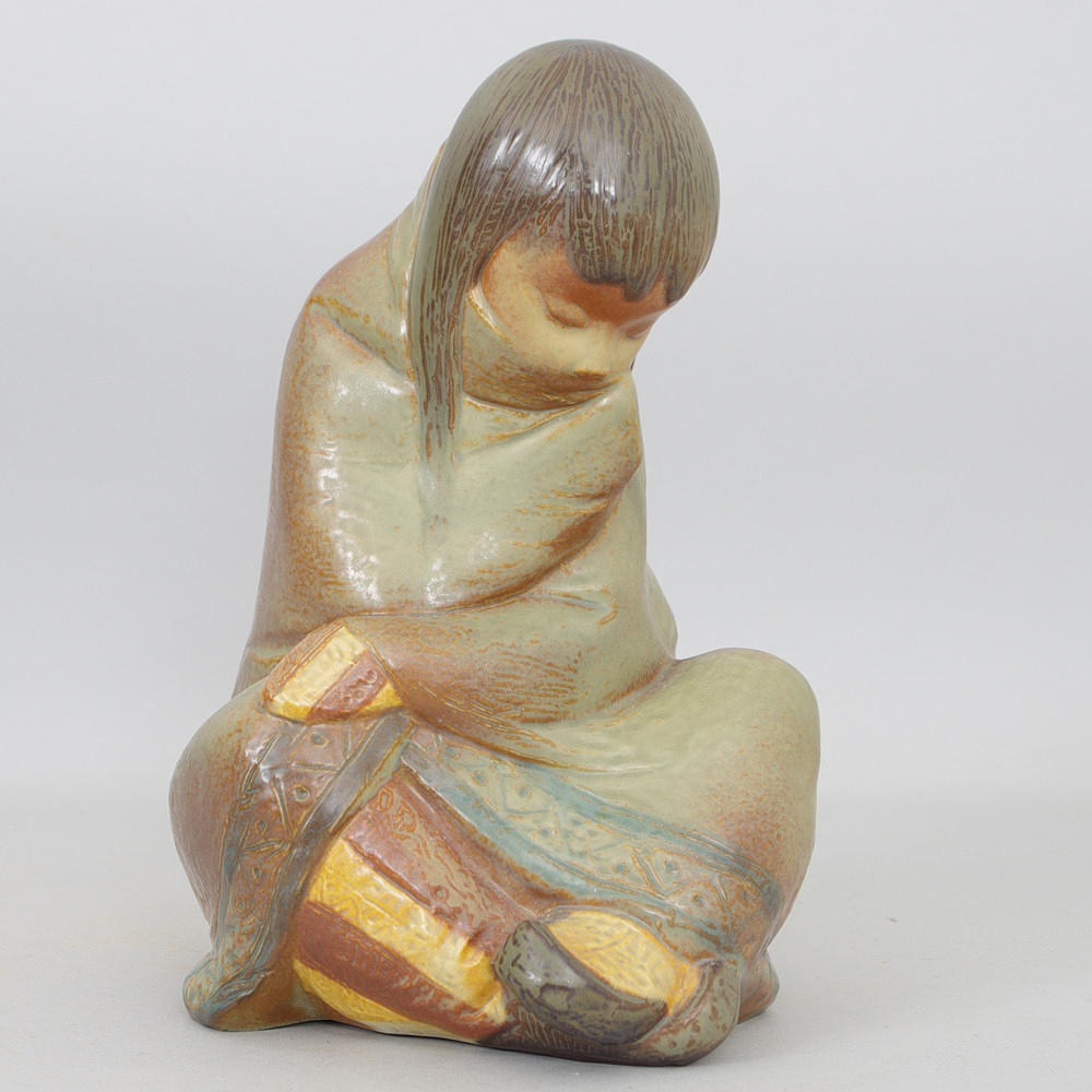 FIGURIN, porslin, eskimåflicka, Lladro.